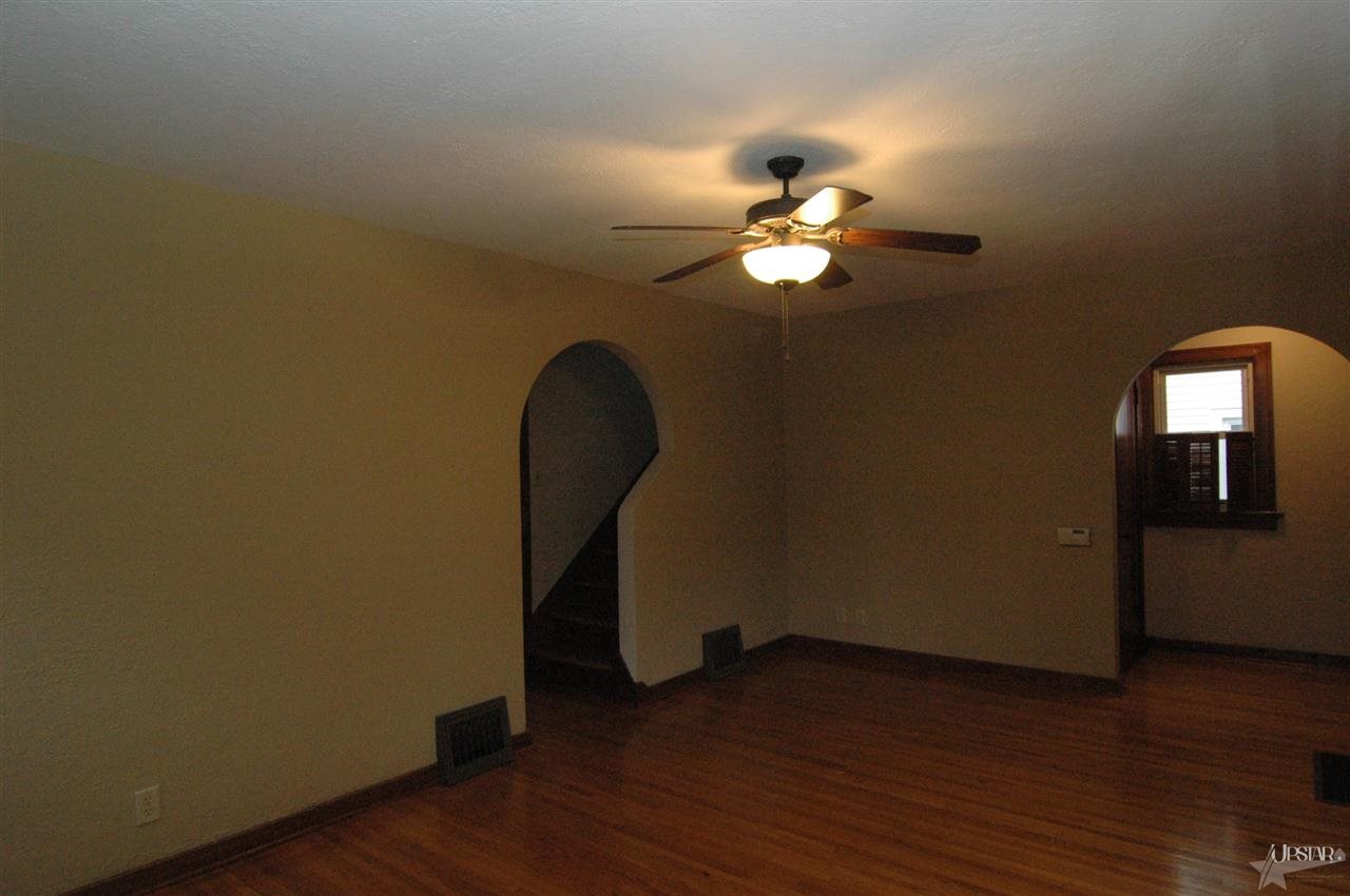 2324 Oakridge Rd, Fort Wayne, IN 46805 photo 6