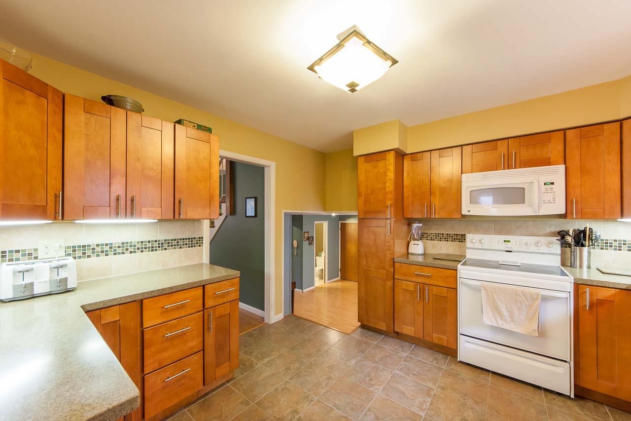 4313 E Deckard Dr, Bloomington, IN 47408 photo 5