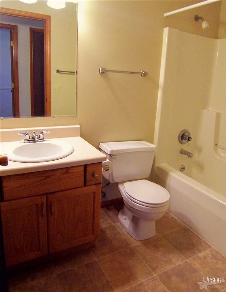6318 Shell Dr, Fort Wayne, IN 46835 photo 8