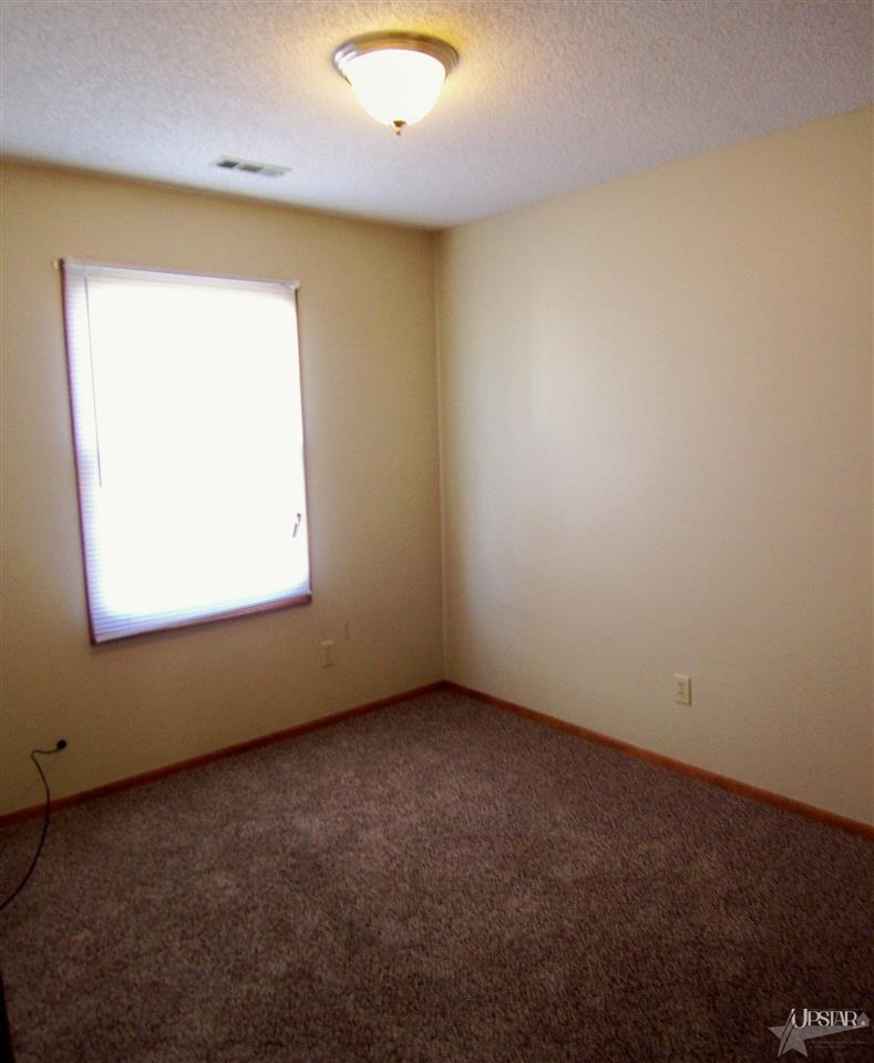 6318 Shell Dr, Fort Wayne, IN 46835 photo 9