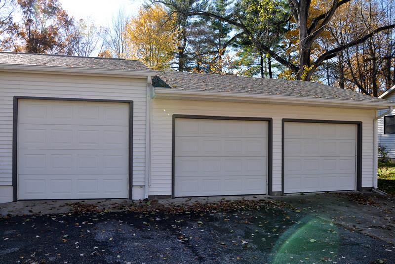 220 E Dewey Dr, Ellettsville, IN 47429 photo 4