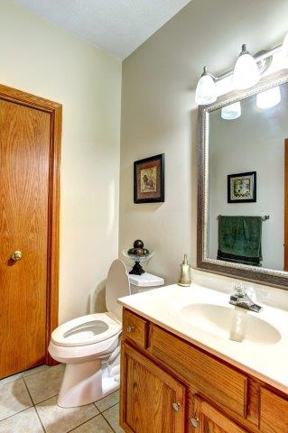 1610 Amberwood Dr, Goshen, IN 46526 photo 13