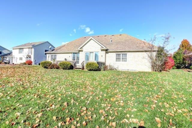 1610 Amberwood Dr, Goshen, IN 46526 photo 2