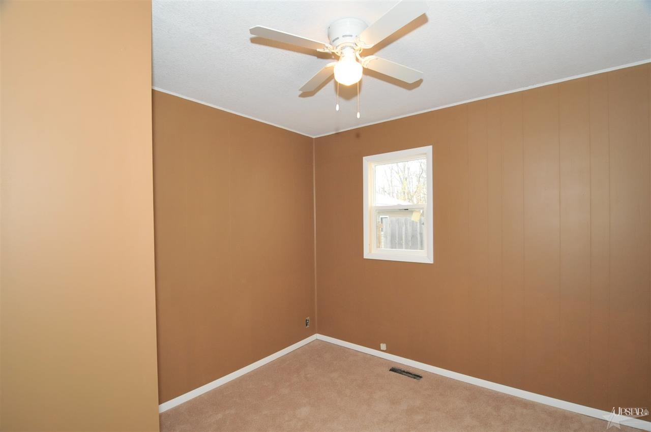 1026 Sussex Dr, New Haven, IN 46774 photo 7