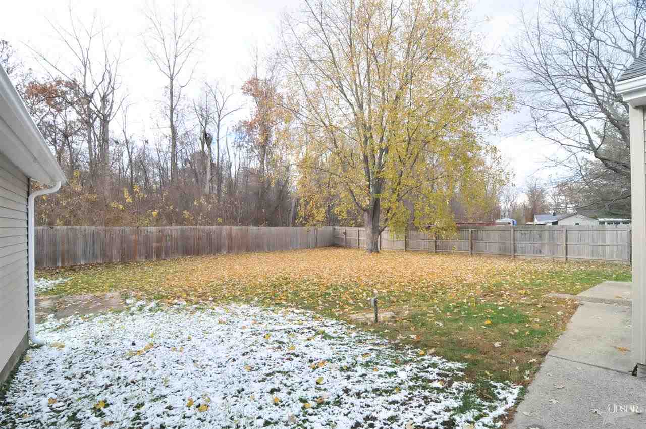 1026 Sussex Dr, New Haven, IN 46774 photo 15