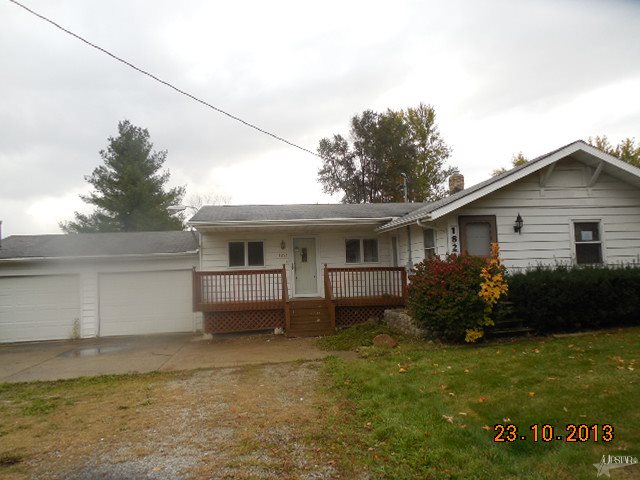 1821 W Till Rd, Fort Wayne, IN 46818 photo 1