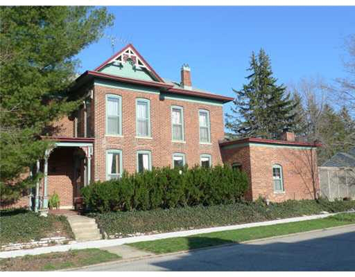 202 Filbert St S, New Carlisle, IN 46552 photo 1