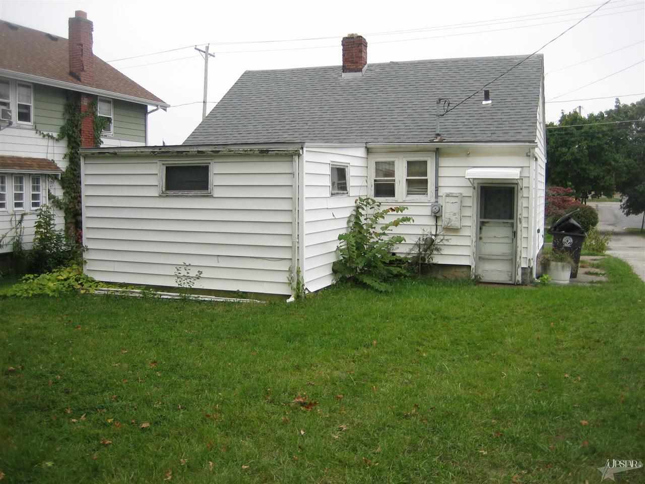 1014 Clayton Ave, Fort Wayne, IN 46808 photo 2