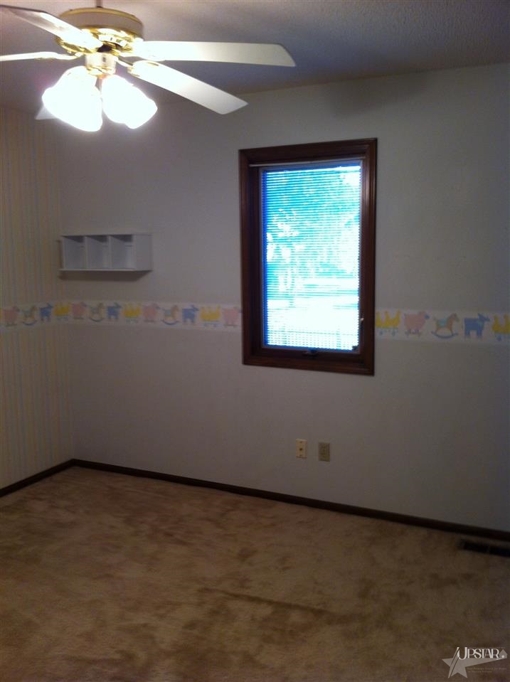 9303 La Bell Pl, Fort Wayne, IN 46804 photo 18