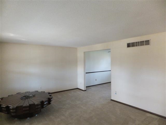 2223 Brookview Dr, Warsaw, IN 46580 photo 13