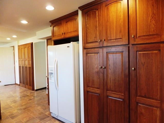 2223 Brookview Dr, Warsaw, IN 46580 photo 6
