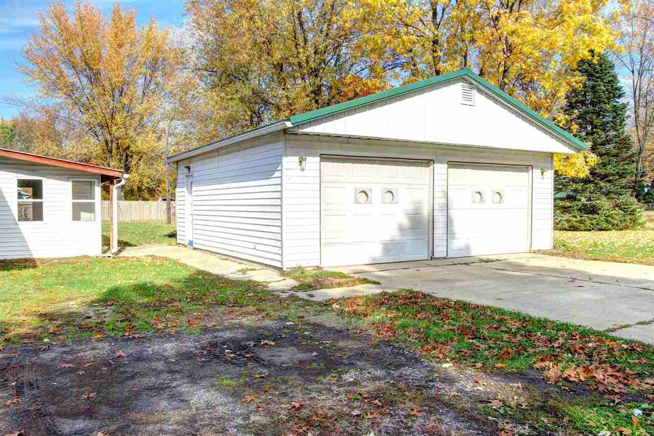54700 Cr 1, Elkhart, IN 46514 photo 3