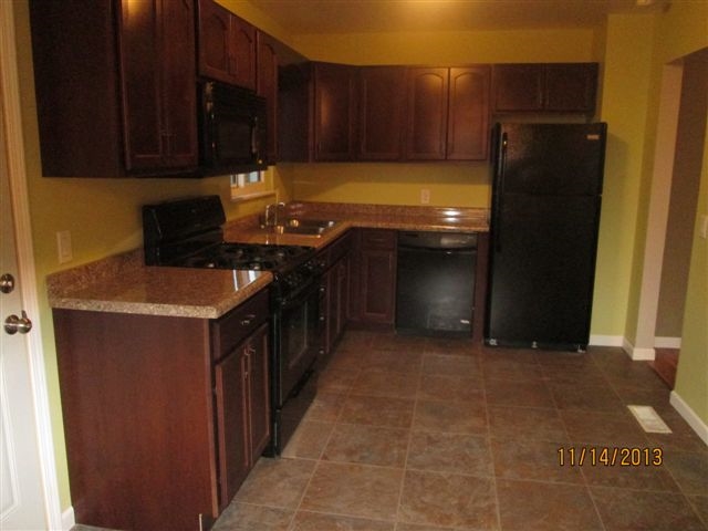 1312 Bluebird Dr, Warsaw, IN 46580 photo 13
