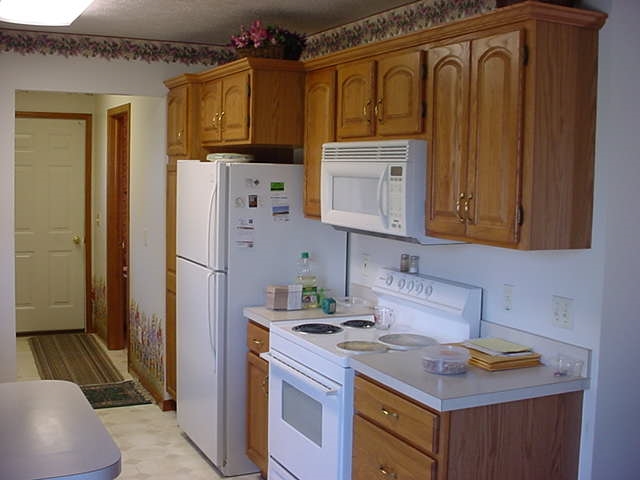 1701 Longwood Ct, Goshen, IN 46526 photo 6