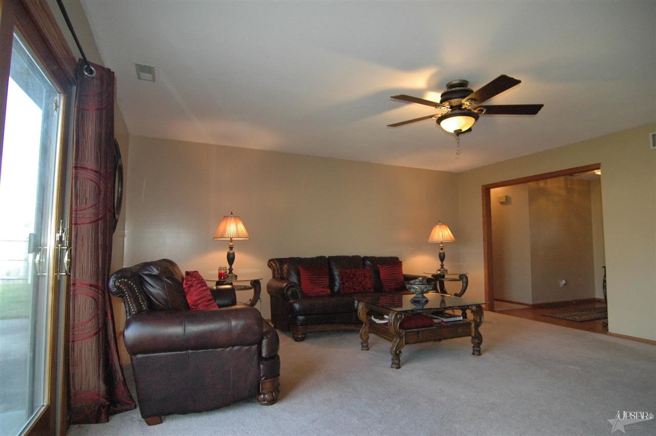2623 Alwood Dr, Fort Wayne, IN 46816 photo 3