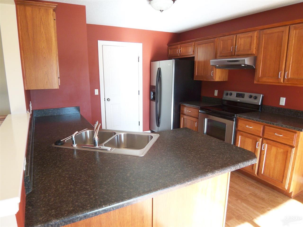9702 Acacia Psge, Fort Wayne, IN 46835 photo 2