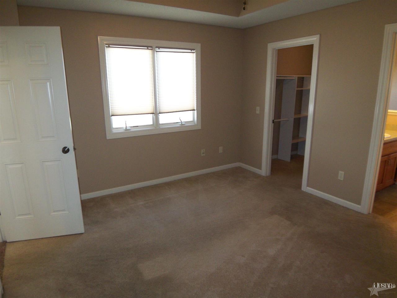 9702 Acacia Psge, Fort Wayne, IN 46835 photo 9