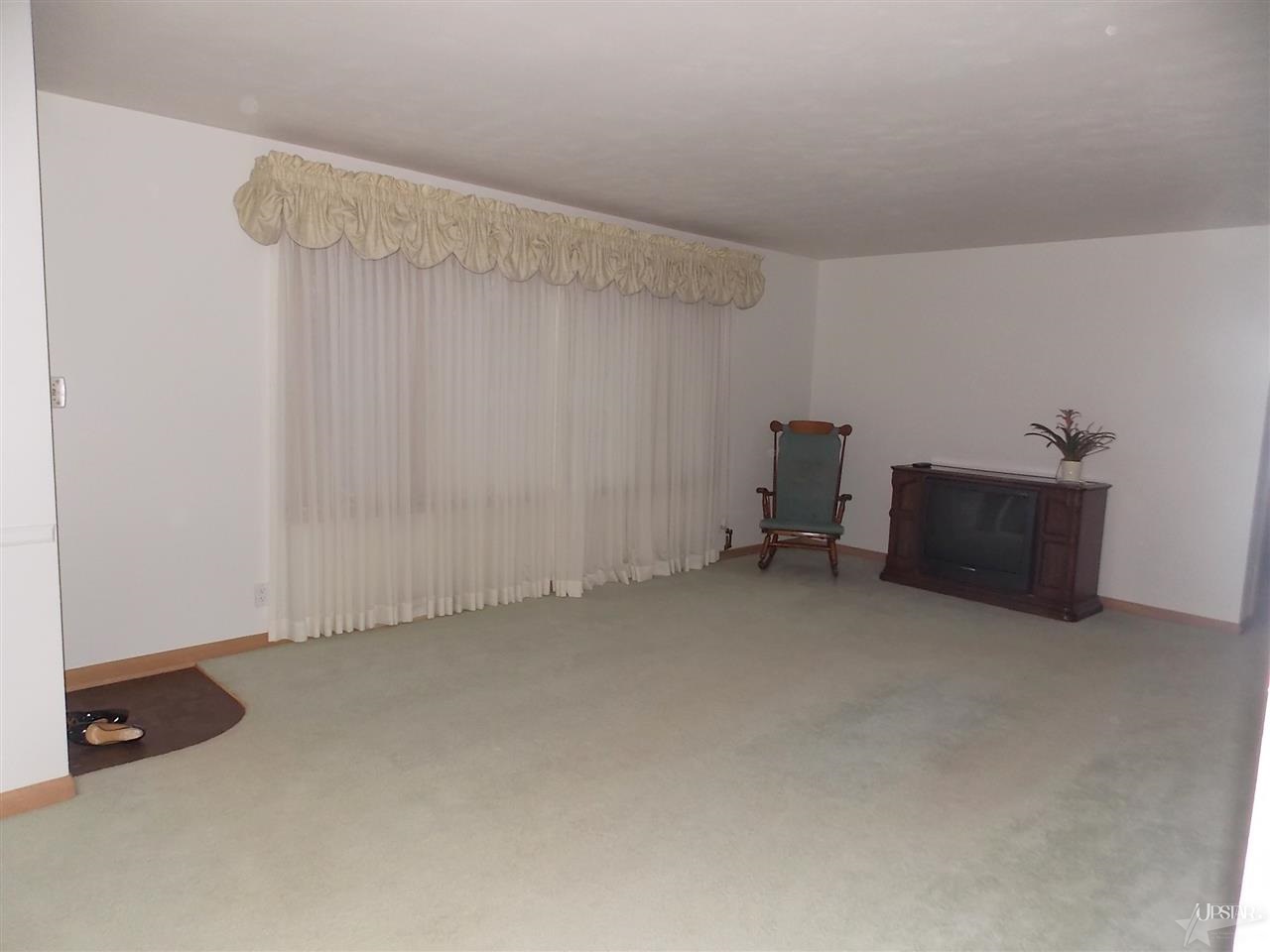 2908 Kenwood Ave, Fort Wayne, IN 46805 photo 5