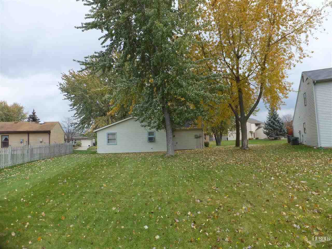 1815 Donegal Dr, Fort Wayne, IN 46815 photo 14