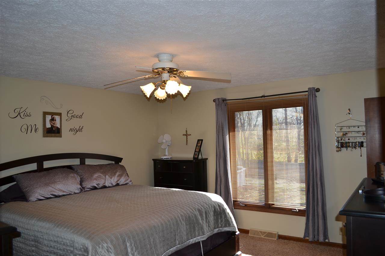 4463 W Meadowvale Dr, Bloomington, IN 47404 photo 12
