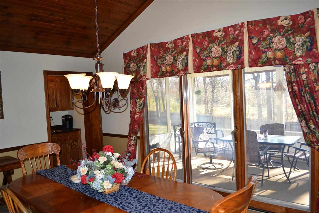 4463 W Meadowvale Dr, Bloomington, IN 47404 photo 7
