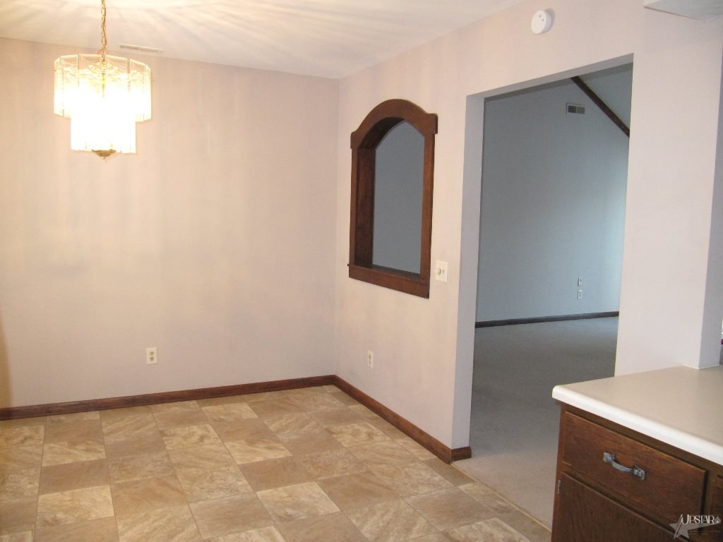 4704 Queensbury Dr, Fort Wayne, IN 46835 photo 9