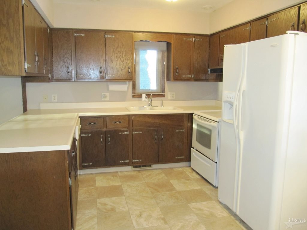 4704 Queensbury Dr, Fort Wayne, IN 46835 photo 8