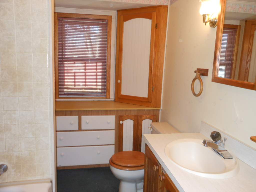 1322 Baldwin St, Elkhart, IN 46514 photo 7