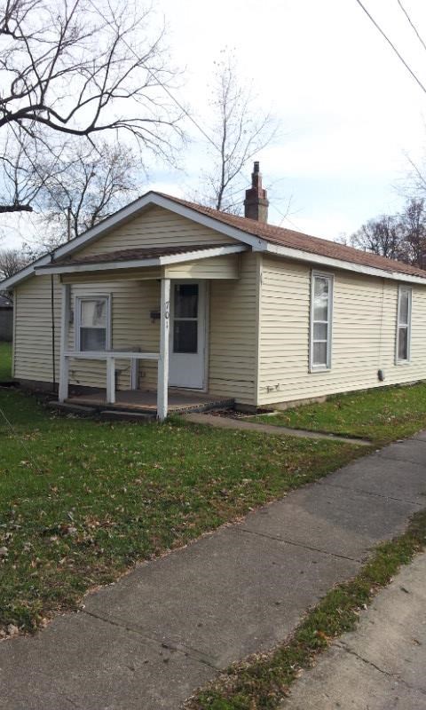 701 S 6th St, Frankfort, IN 46041 photo 1