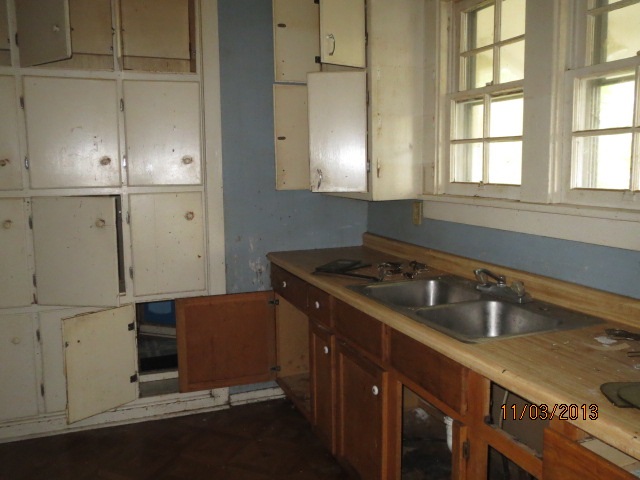 122 W Front St, Delphi, IN 46923 photo 2