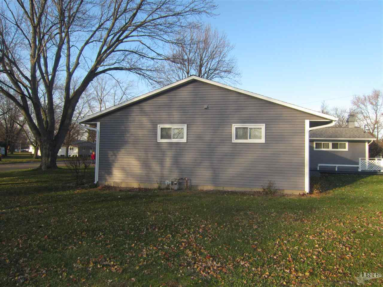 227 Hillcrest Dr, Warren, IN 46792 photo 6