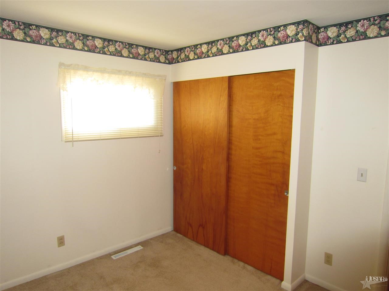227 Hillcrest Dr, Warren, IN 46792 photo 14