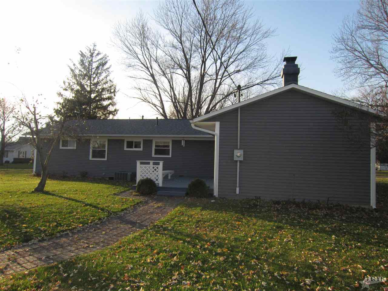 227 Hillcrest Dr, Warren, IN 46792 photo 4