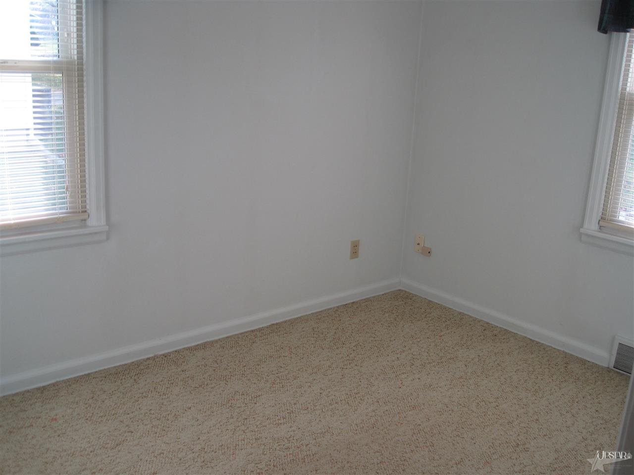 2102 Dellwood Dr, Fort Wayne, IN 46803 photo 11