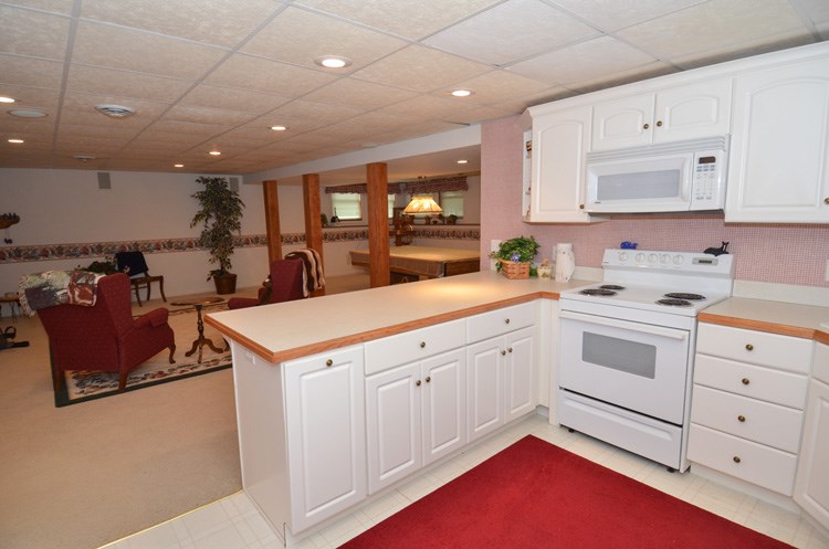 10741 Martindale Rd, Wakarusa, IN 46573 photo 18