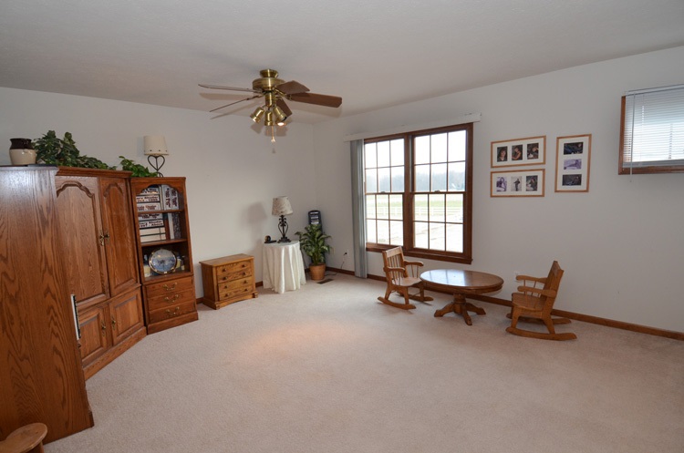 10741 Martindale Rd, Wakarusa, IN 46573 photo 21