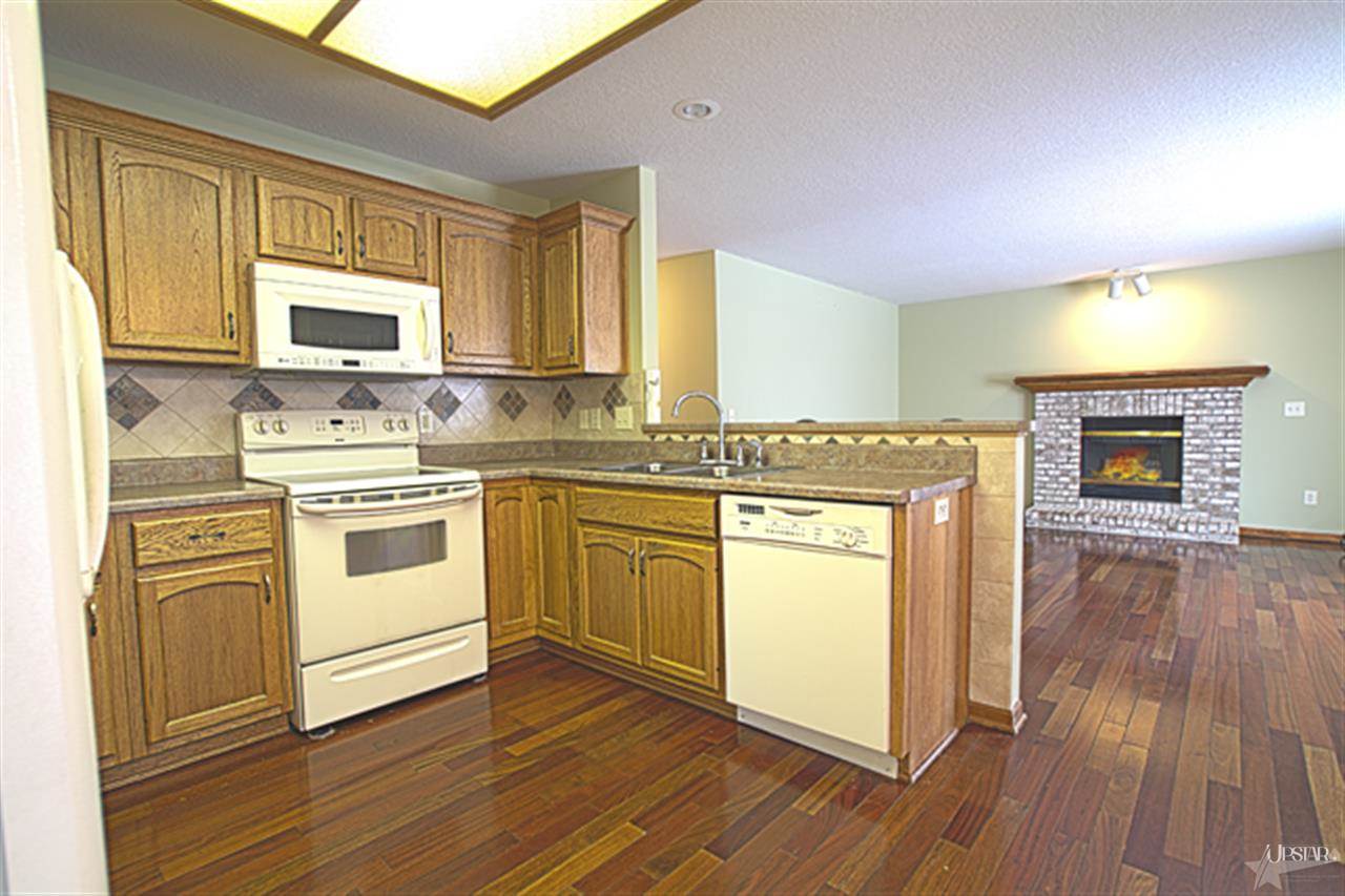 1704 Shakespeare Blvd, Fort Wayne, IN 46818 photo 18