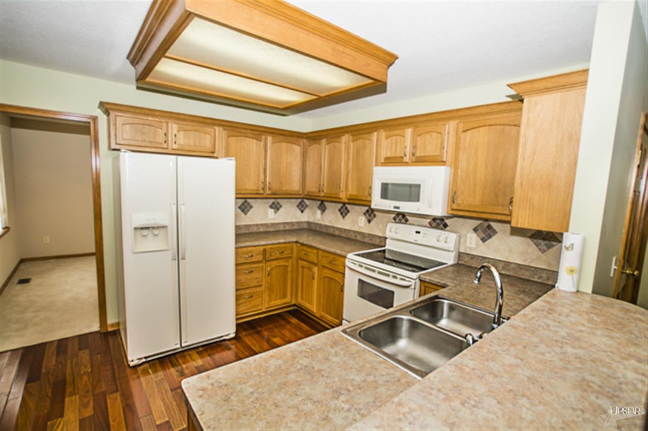 1704 Shakespeare Blvd, Fort Wayne, IN 46818 photo 19