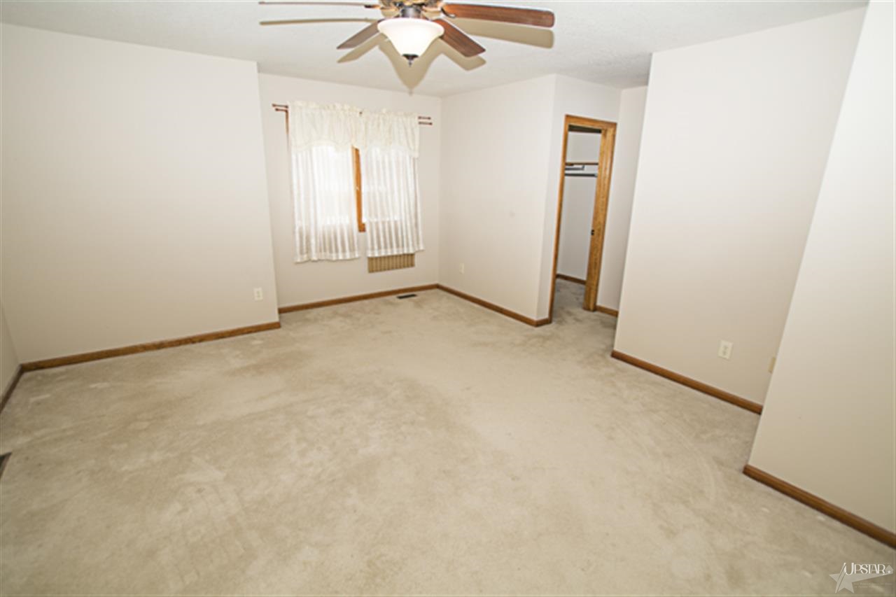 1704 Shakespeare Blvd, Fort Wayne, IN 46818 photo 14