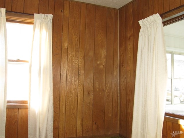313 E High, Garrett, IN 46738 photo 13