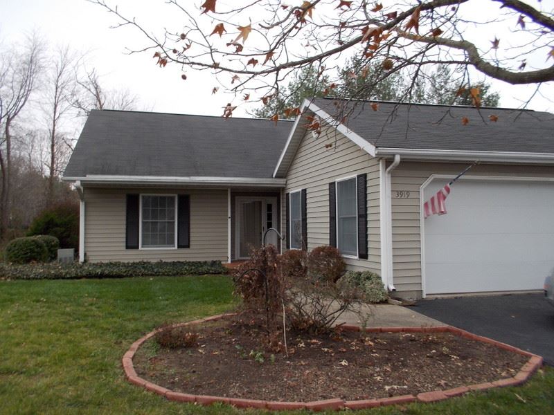 3919 S Baytree Ln, Bloomington, IN 47401 photo 1