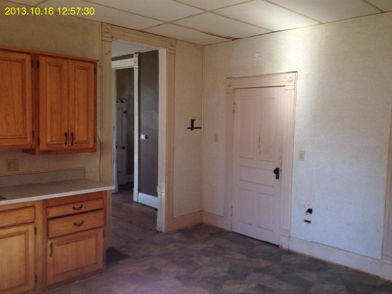 501 Delphi Ave, Frankfort, IN 46041 photo 4