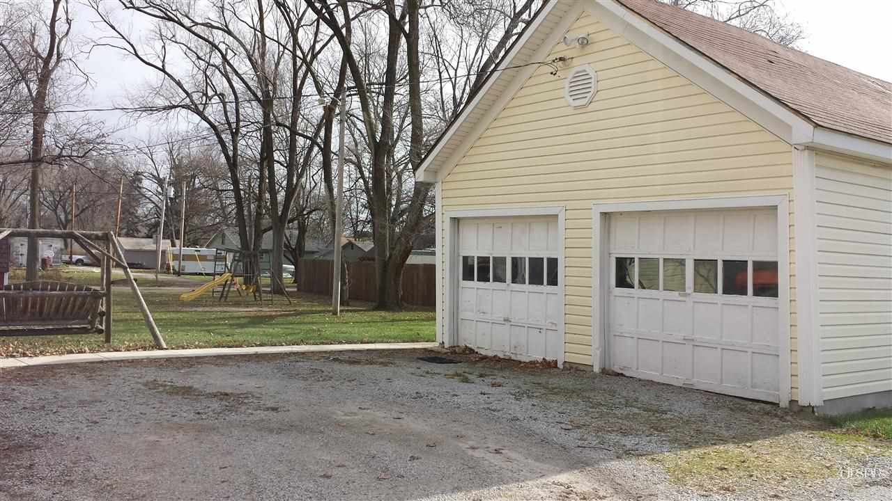 122 E Silver St, Bluffton, IN 46714 photo 19