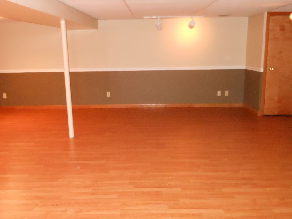 23042 Marydale Dr, Elkhart, IN 46517 photo 13