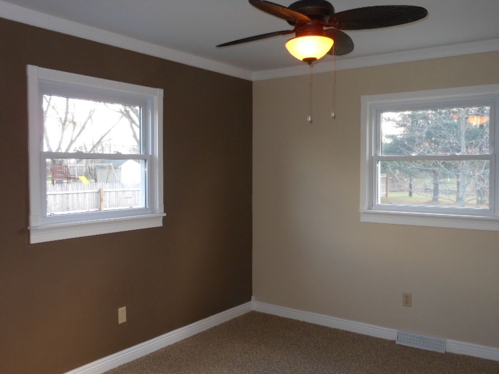 23042 Marydale Dr, Elkhart, IN 46517 photo 7