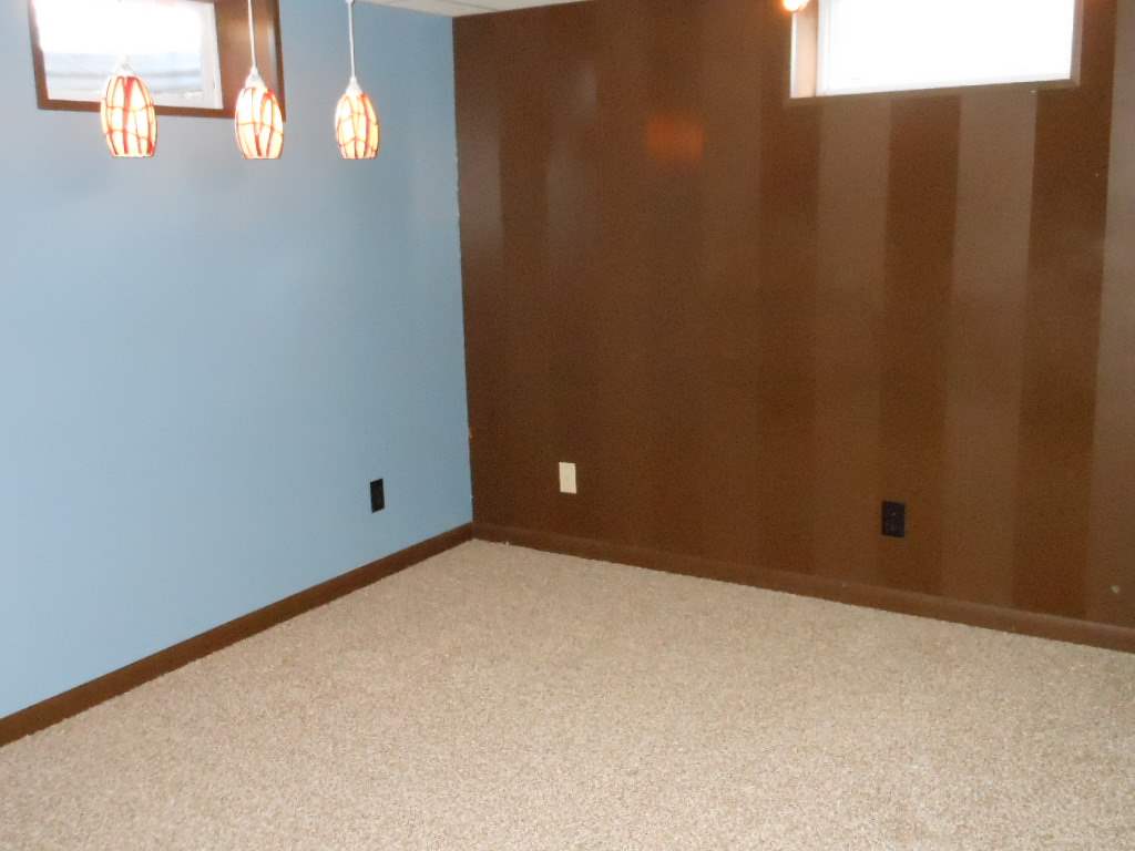 23042 Marydale Dr, Elkhart, IN 46517 photo 15