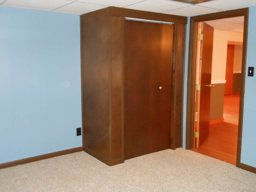 23042 Marydale Dr, Elkhart, IN 46517 photo 16