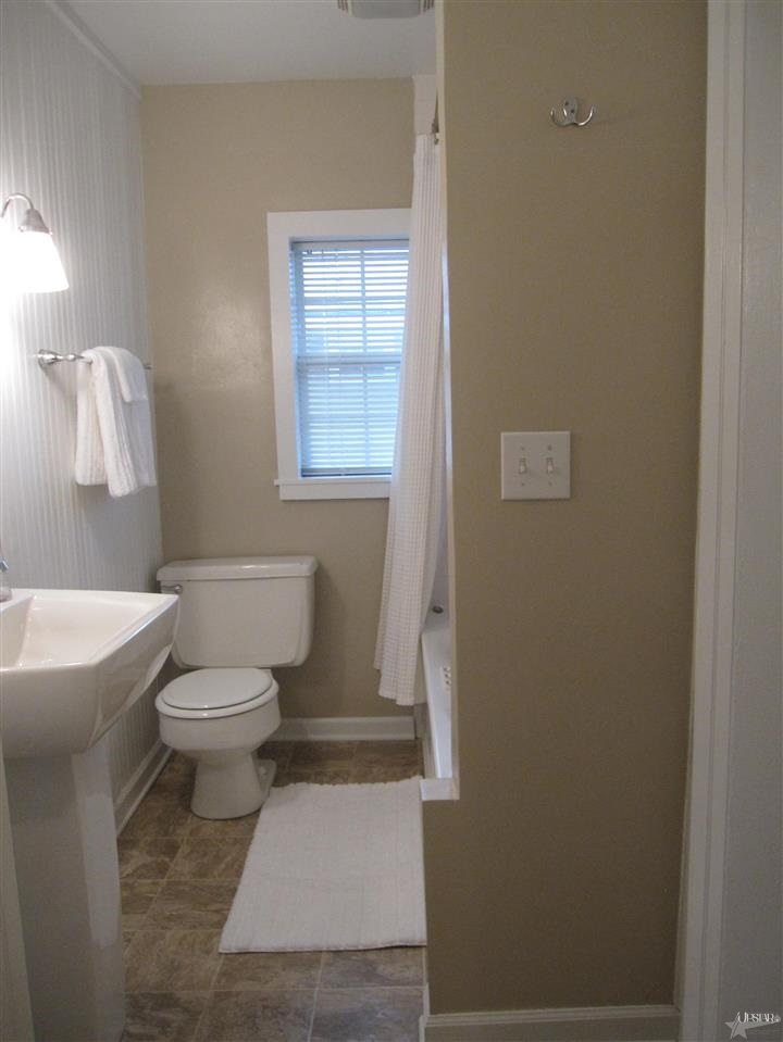 4026 Indiana Ave, Fort Wayne, IN 46807 photo 10