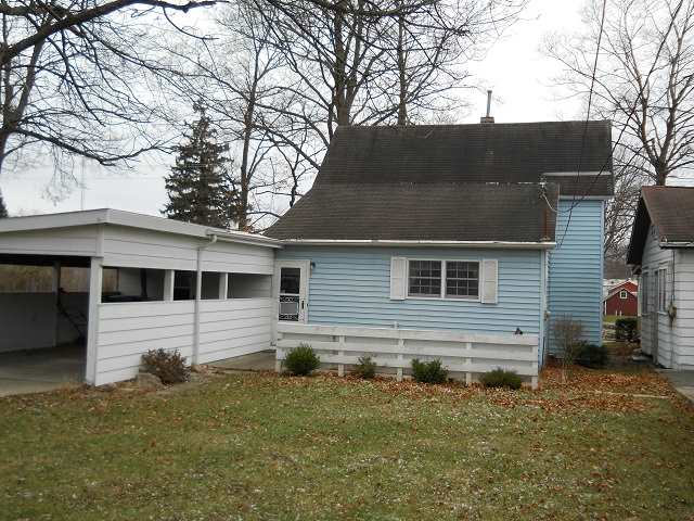 614 W Center St, Warsaw, IN 46580 photo 2