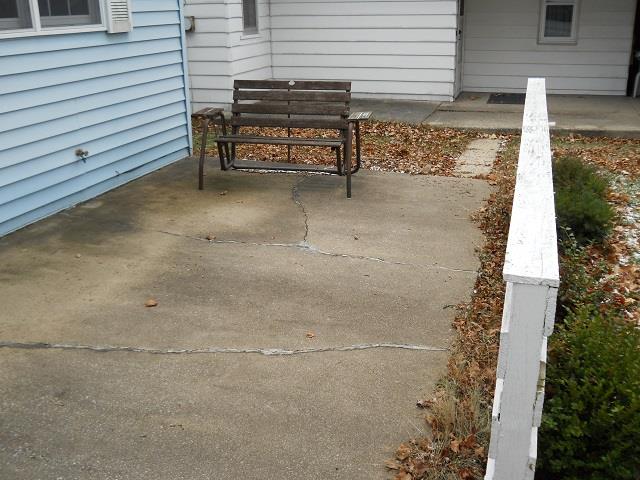 614 W Center St, Warsaw, IN 46580 photo 17